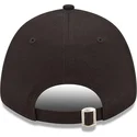 svart-justerbar-bojd-keps-med-gul-logotyp-9forty-league-essential-los-angeles-dodgers-mlb-fran-new-era