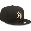 new-era-new-york-yankees-mlb-9fifty-league-essential-svart-snapback-keps-med-beige-logotyp