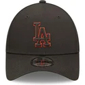 svart-justerbar-bojd-keps-9forty-team-outline-los-angeles-dodgers-mlb-fran-new-era