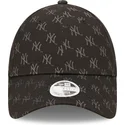 svart-justerbar-kurvad-keps-for-dam-9forty-monogram-fran-new-york-yankees-mlb-av-new-era