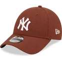 justerbar-brun-kurvad-keps-9forty-linen-new-york-yankees-mlb-fran-new-era