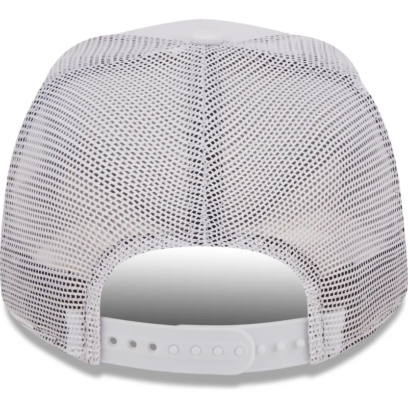 kepsar-curva-vit-snapback-a-frame-fran-bob-esponja-av-new-era