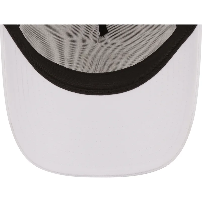 kepsar-curva-vit-snapback-a-frame-fran-bob-esponja-av-new-era