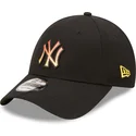 svart-bojd-justerbar-keps-med-orange-logotyp-9forty-gradient-infill-fran-new-york-yankees-mlb-av-new-era