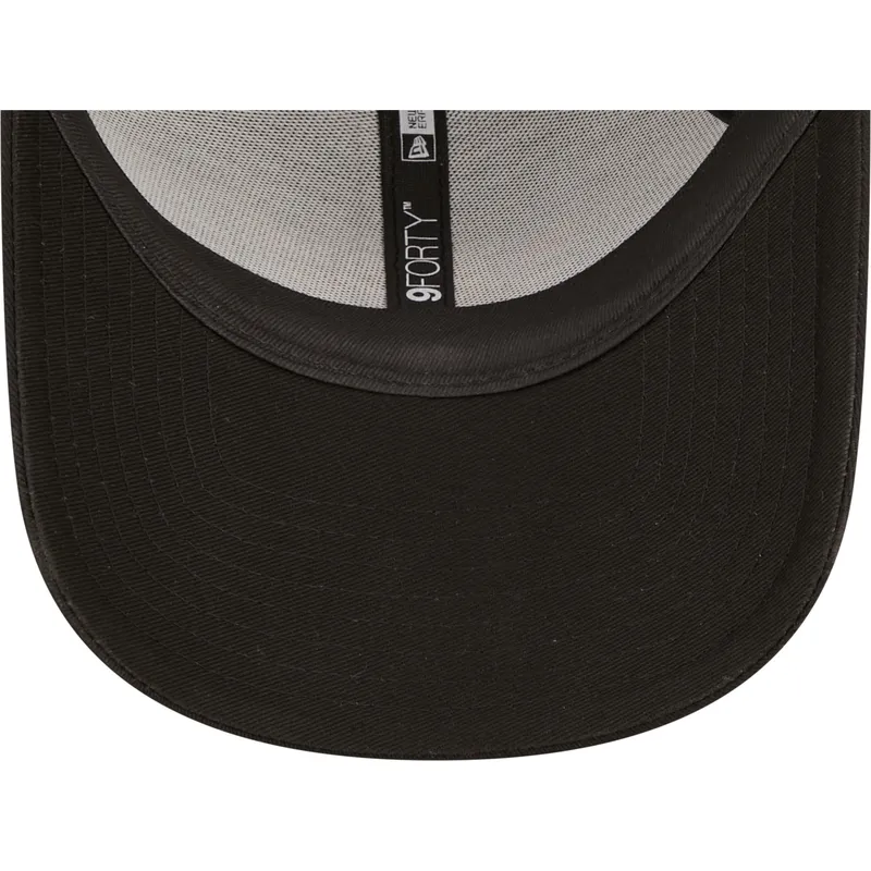 svart-bojd-justerbar-keps-med-orange-logotyp-9forty-gradient-infill-fran-new-york-yankees-mlb-av-new-era