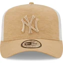 new-york-yankees-mlb-a-frame-jersey-essential-brun-justerbar-truckerkeps-med-brunt-logo-fran-new-era