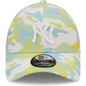 kepsar-curva-gron-justerbart-band-9forty-all-over-print-seasonal-fran-new-york-yankees-mlb-av-new-era