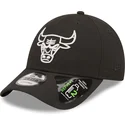 svart-justerbar-bojd-keps-9forty-repreve-monochrom-fran-chicago-bulls-nba-av-new-era