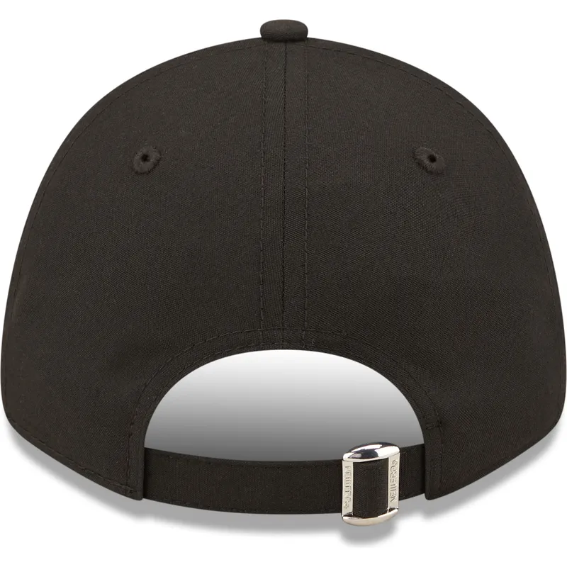 svart-justerbar-bojd-keps-9forty-repreve-monochrom-fran-chicago-bulls-nba-av-new-era