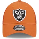 las-vegas-raiders-nfl-a-frame-home-field-orange-justerbar-truckerkeps-fran-new-era