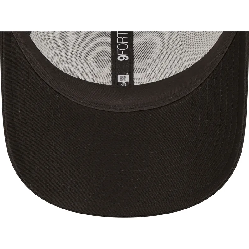 kepsar-curva-svart-justerbart-band-a-frame-home-field-fran-chicago-bulls-nba-av-new-era kepsar-curva-svart-justerbart-band-a-frame-home-field-fran-chicago-bulls-nba-av-new-era