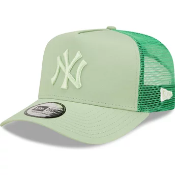 Ljusgrön truckerkeps med grönt A Frame Tonal Mesh-logotyp från New York Yankees MLB av New Era