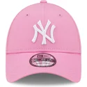 new-era-9forty-league-essential-justerbar-rosa-bojd-keps-med-vitt-new-york-yankees-mlb-logotyp