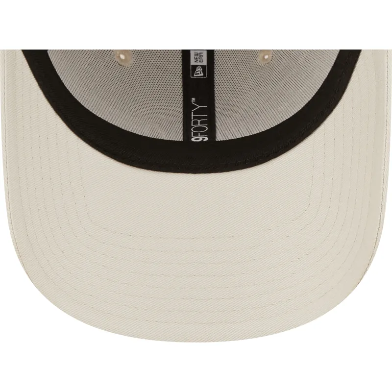 kepsar-curva-beige-justerbart-band-9forty-league-essential-fran-new-york-yankees-mlb-av-new-era