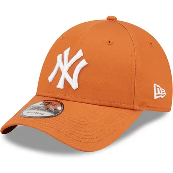 Justerbar orange böjd keps 9FORTY League Essential från New York Yankees MLB av New Era