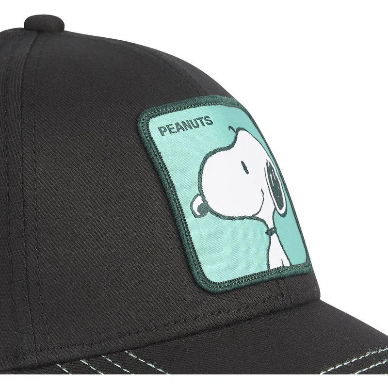 svart-bojd-keps-snapback-snoopy-nu1-peanuts-fran-capslab