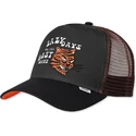svart-truckerkeps-lazy-tiger-hft-lazy-days-are-the-best-days-fran-djinns