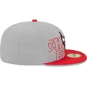 gra-och-rod-platt-keps-justerad-59fifty-draft-edition-2023-fran-chicago-bulls-nba-av-new-era