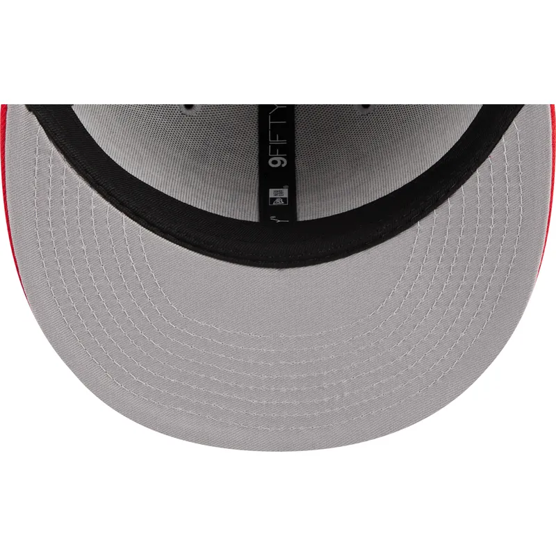 gra-och-rod-platt-keps-snapback-9fifty-draft-edition-2023-fran-chicago-bulls-nba-av-new-era