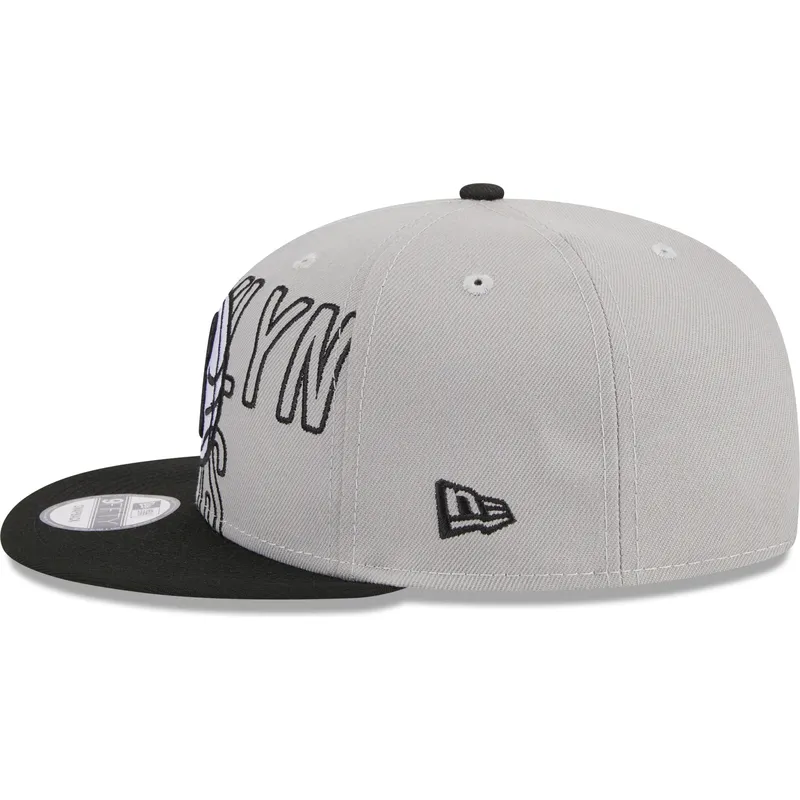gra-och-svart-platt-keps-snapback-9fifty-draft-edition-2023-fran-brooklyn-nets-nba-av-new-era