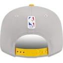 los-angeles-lakers-nba-new-era-gra-och-gul-snapback-9fifty-draft-edition-2023-platt-keps