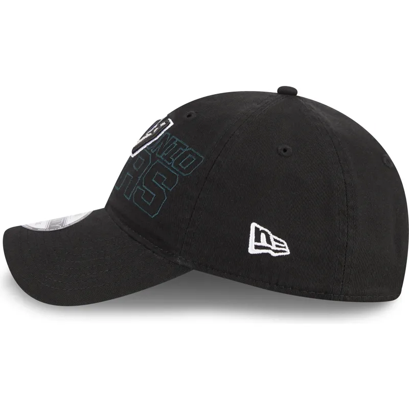kepsar-curva-svart-justerbart-band-9twenty-draft-edition-2023-fran-san-antonio-spurs-nba-av-new-era