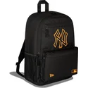 ryggsackar-svart-delaware-outline-fran-new-york-yankees-mlb-av-new-era