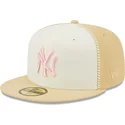 kepsar-plana-beige-justerad-rosa-59fifty-seam-stitch-fran-new-york-yankees-mlb-av-new-era
