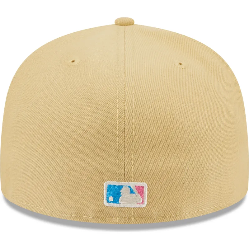 kepsar-plana-beige-justerad-rosa-59fifty-seam-stitch-fran-new-york-yankees-mlb-av-new-era