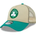 boston-celtics-nba-new-era-9forty-a-frame-all-day-trucker-beige-och-gron-truckerkeps