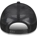 svart-truckerkeps-med-svart-logotyp-9forty-a-frame-all-day-trucker-los-angeles-lakers-nba-fran-new-era