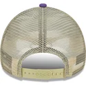 beige-och-lila-9forty-a-frame-all-day-trucker-keps-los-angeles-lakers-nba-fran-new-era