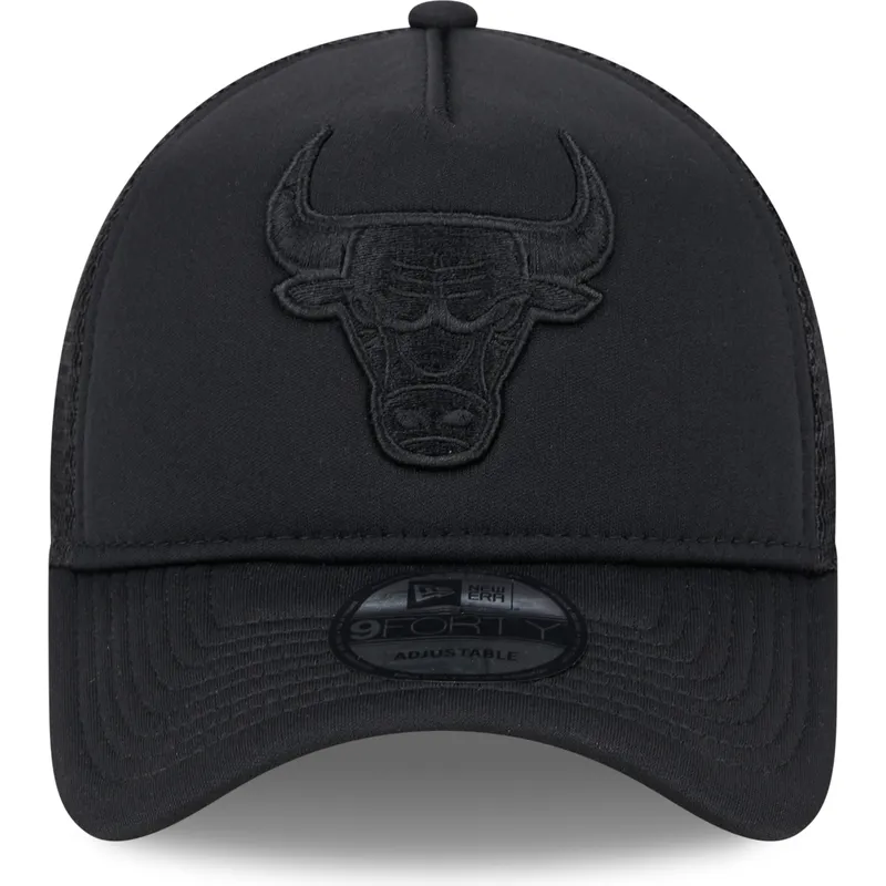kepsar-curva-svart-snapback-9forty-a-frame-all-day-fran-chicago-bulls-nba-av-new-era