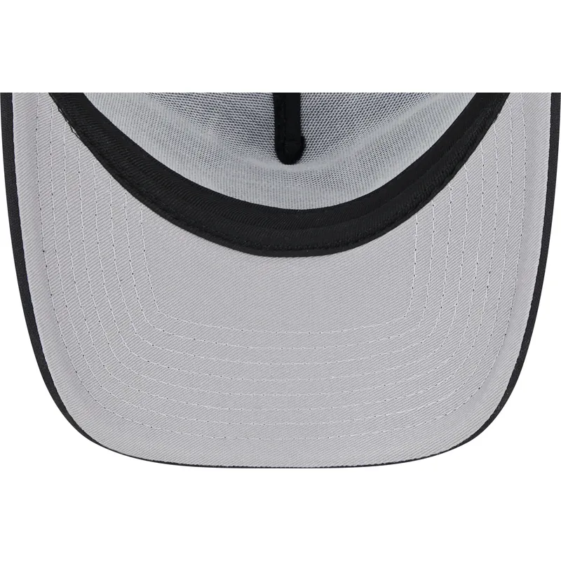 kepsar-curva-svart-snapback-9forty-a-frame-all-day-fran-chicago-bulls-nba-av-new-era