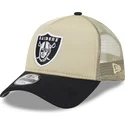 las-vegas-raiders-nfl-new-era-beige-och-svart-9forty-a-frame-all-day-truckerkeps