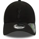 justerbar-svart-bojd-keps-med-svart-logotyp-9forty-repreve-fran-tottenham-hotspur-football-club-premier-league-av-new-era