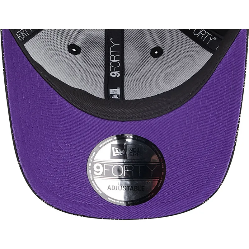 svart-bojd-justerbar-keps-9forty-reflective-visor-fran-aprilia-piaggio-av-new-era