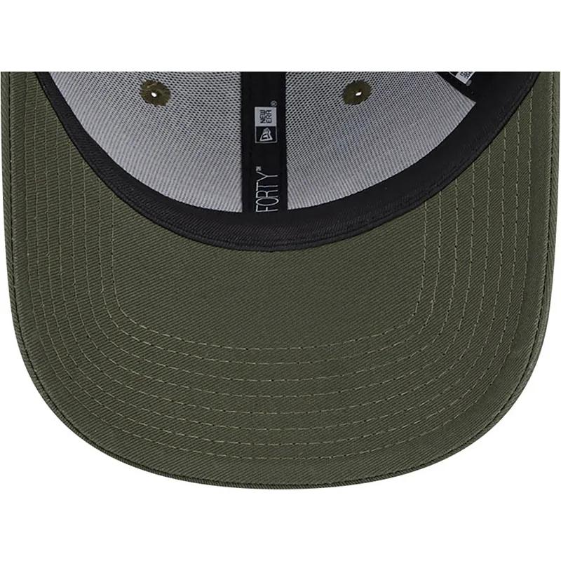 kepsar-curva-gron-justerbart-band-9forty-seasonal-fran-vespa-piaggio-av-new-era