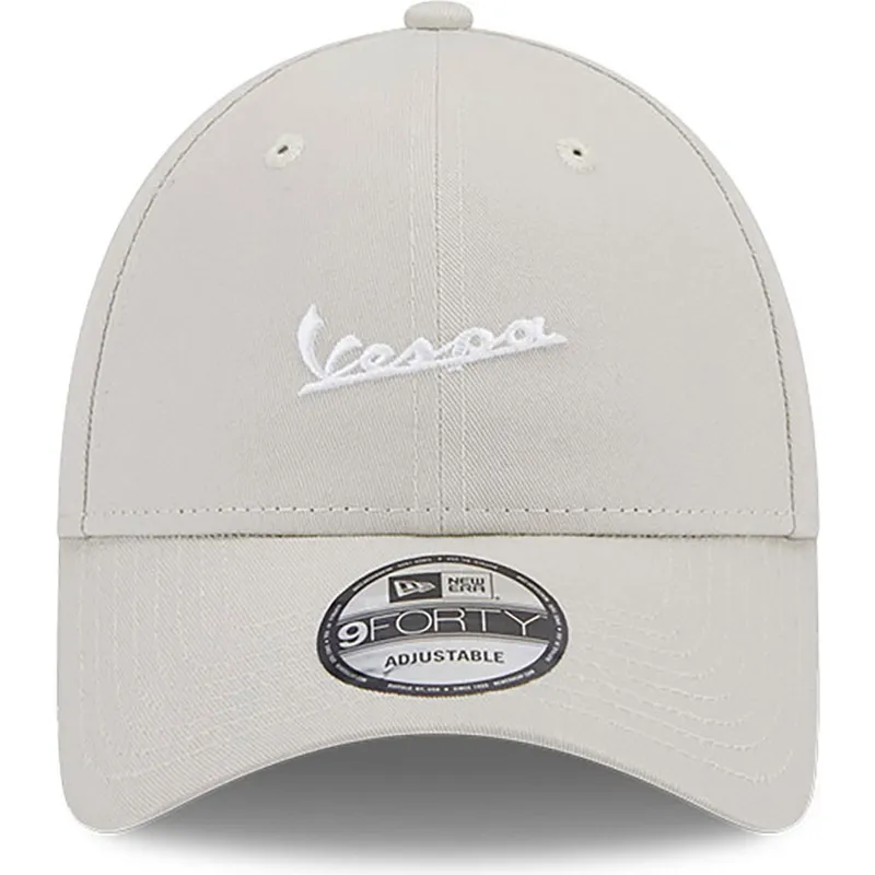 kepsar-curva-beige-justerbart-band-9forty-seasonal-fran-vespa-piaggio-av-new-era