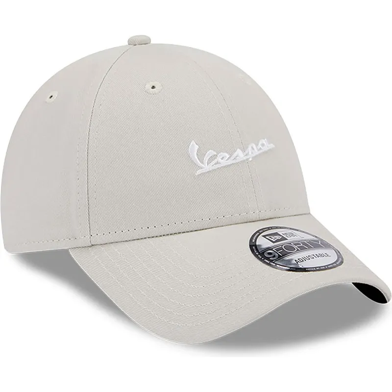 kepsar-curva-beige-justerbart-band-9forty-seasonal-fran-vespa-piaggio-av-new-era
