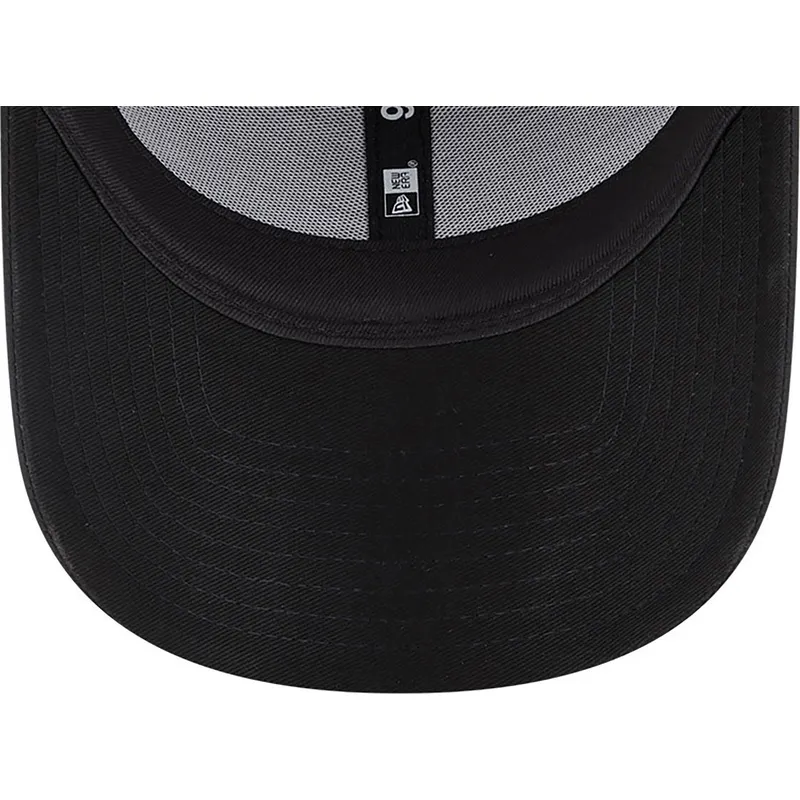 svart-bojd-justerbar-keps-9forty-ripstop-fran-ducati-motor-motogp-av-new-era