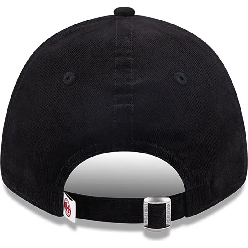 kepsar-curva-svart-justerbart-band-sempre-milan-9forty-needle-cord-fran-ac-milan-serie-a-av-new-era kepsar-curva-svart-justerbart-band-sempre-milan-9forty-needle-cord-fran-ac-milan-serie-a-av-new-era