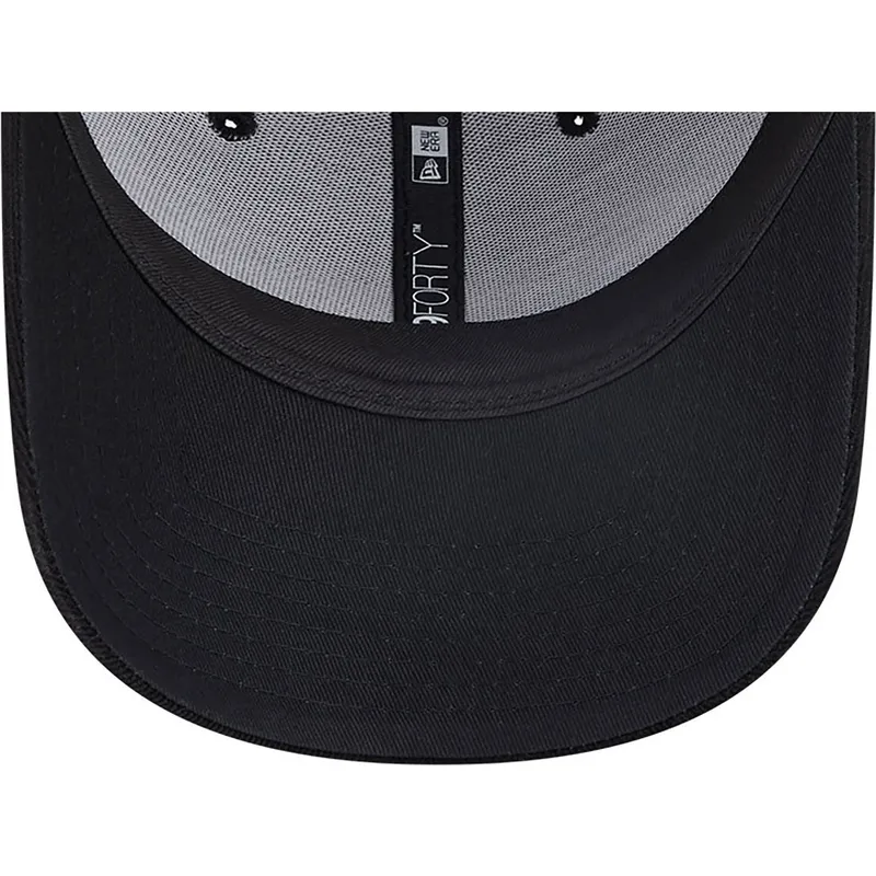 kepsar-curva-svart-justerbart-band-sempre-milan-9forty-needle-cord-fran-ac-milan-serie-a-av-new-era kepsar-curva-svart-justerbart-band-sempre-milan-9forty-needle-cord-fran-ac-milan-serie-a-av-new-era