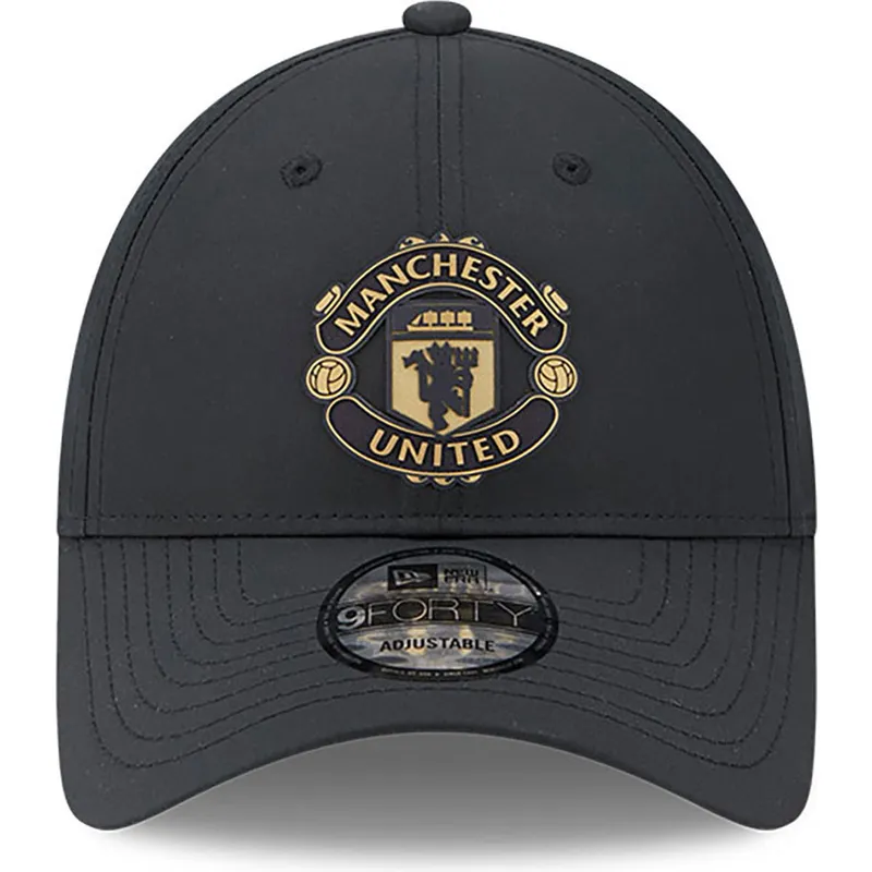 kepsar-curva-svart-justerbart-band-dorado-9forty-fran-manchester-united-football-club-premier-league-av-new-era kepsar-curva-svart-justerbart-band-dorado-9forty-fran-manchester-united-football-club-premier-league-av-new-era