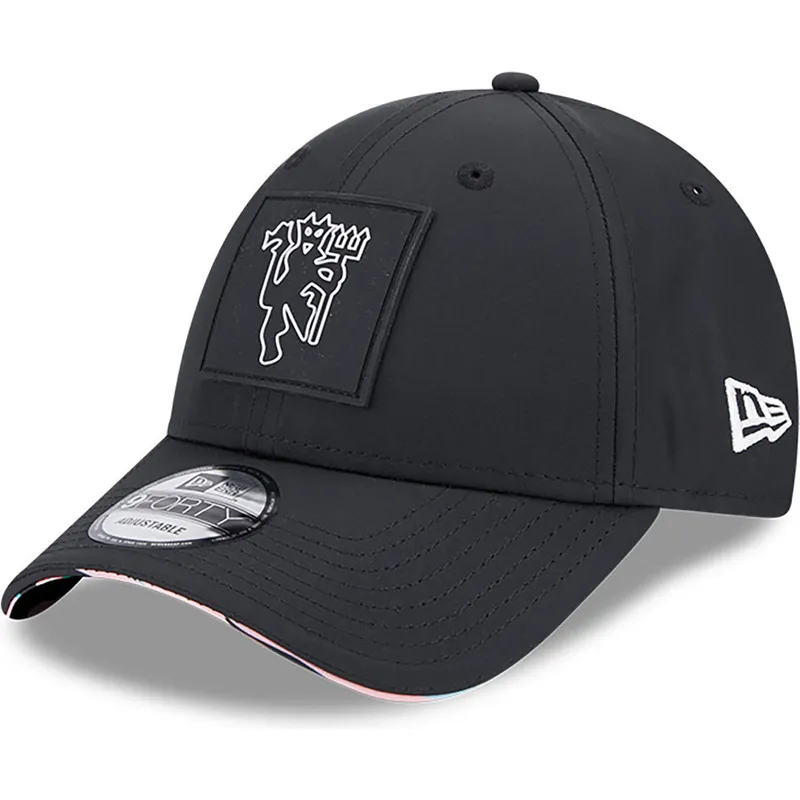 kepsar-curva-svart-snapback-9forty-all-over-print-zebra-visor-fran-manchester-united-football-club-premier-league-av-new-era