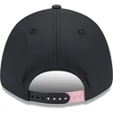kepsar-curva-svart-snapback-9forty-all-over-print-zebra-visor-fran-manchester-united-football-club-premier-league-av-new-era