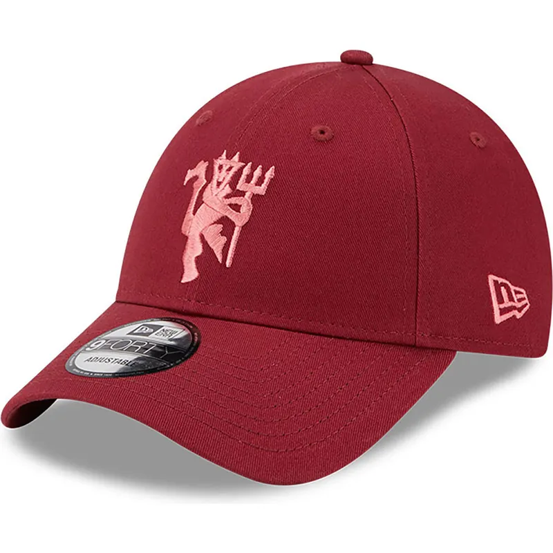 kepsar-curva-rod-justerbart-band-9forty-seasonal-fran-manchester-united-football-club-premier-league-av-new-era