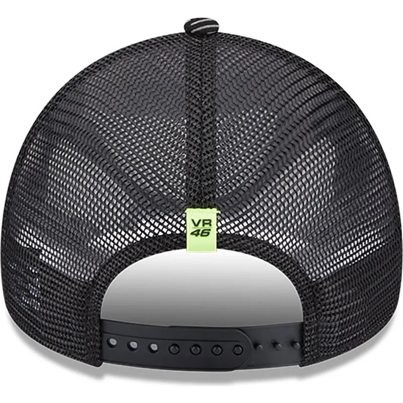 kepsar-curva-svart-snapback-a-frame-reflective-all-over-print-fran-valentino-rossi-vr46-motogp-av-new-era kepsar-curva-svart-snapback-a-frame-reflective-all-over-print-fran-valentino-rossi-vr46-motogp-av-new-era