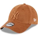 kepsar-curva-brun-justerbart-band-9forty-cord-fran-new-york-yankees-mlb-av-new-era