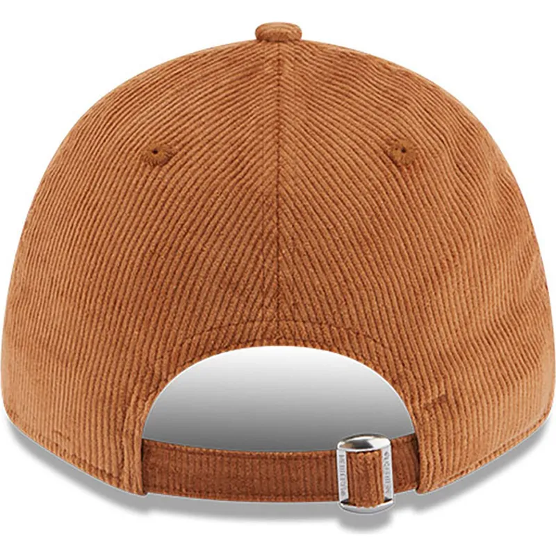 kepsar-curva-brun-justerbart-band-9forty-cord-fran-new-york-yankees-mlb-av-new-era kepsar-curva-brun-justerbart-band-9forty-cord-fran-new-york-yankees-mlb-av-new-era